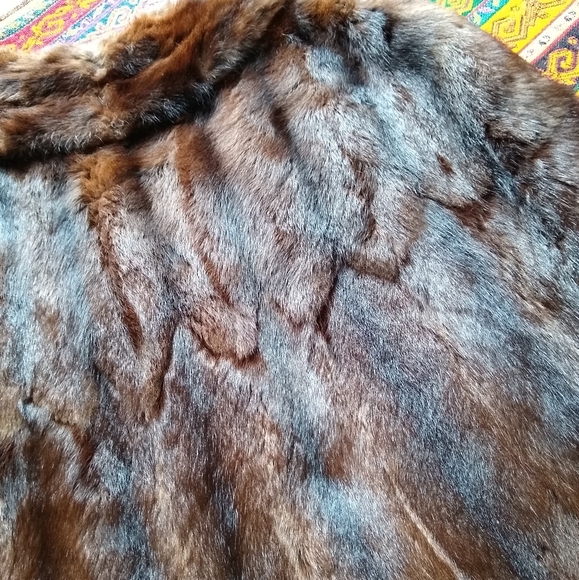 Vintage fur capelet - Picture 11 of 16